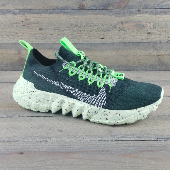 NEW Nike Space Hippie 01 Carbon Green Men's Flyknit Running Streetwear  Sneakers